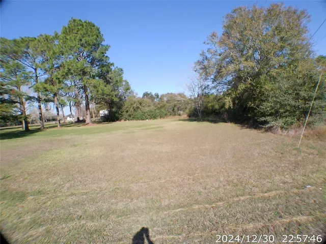 $185,000 | 202 Royal Wood Street, Palacios, TX 77465