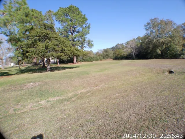 $185,000 | 202 Royal Wood Street, Palacios, TX 77465