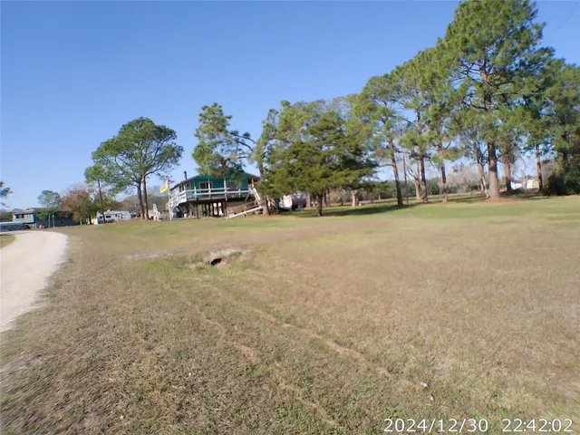 $185,000 | 202 Royal Wood Street, Palacios, TX 77465