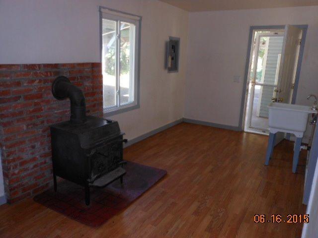 10705 Azalea-Glen Road Glendale, OR 97442 - Photo 4 of 9 Additional Photo