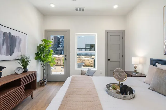 $250,000 | 2450 Wickersham Lane, Unit 1916, Austin, TX 78741