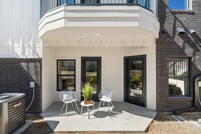 $250,000 | 2450 Wickersham Lane, Unit 1916, Austin, TX 78741