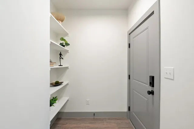 $250,000 | 2450 Wickersham Lane, Unit 1916, Austin, TX 78741