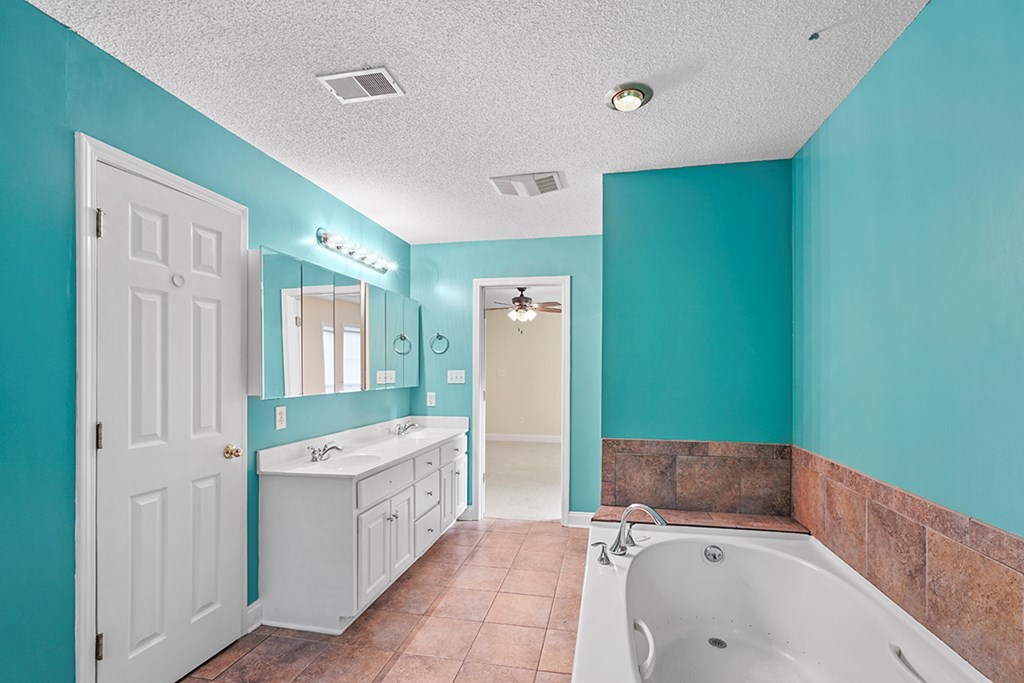 216 Laurel Ridge Way Greenwood, SC 29649 - Photo 9 of 15 Gallery Image 9