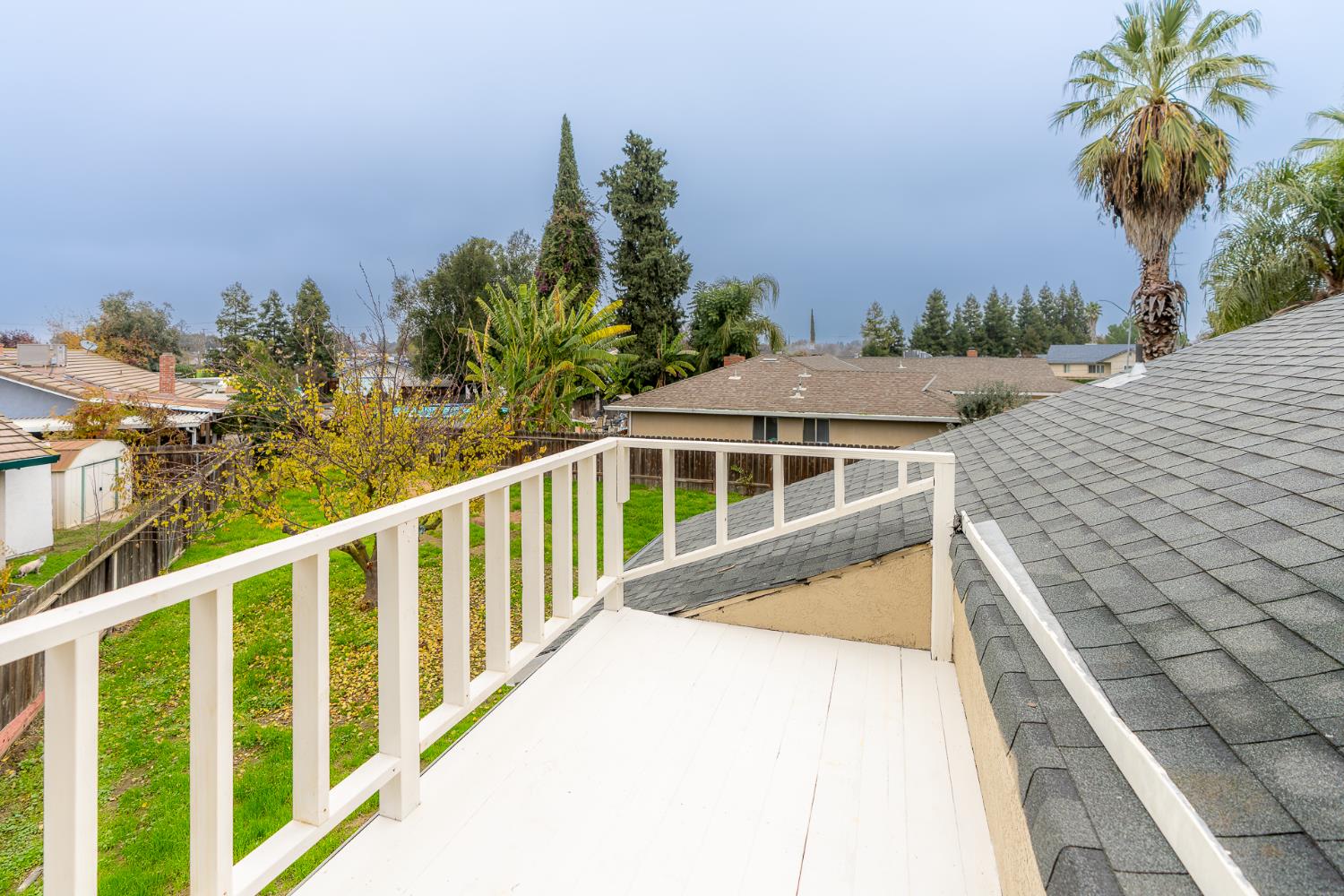 12501 Riverside Road Waterford, CA 95386 - Photo 19 of 24 a view of a balcony with lake view