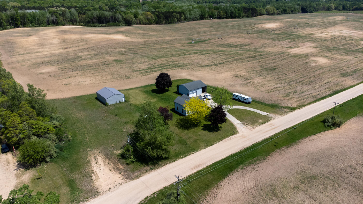 812 East Yale Road Rothbury, MI 49452 - Photo 23 of 25 814 E Yale (23 of 25)