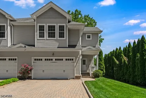 $1,198,000 | 8 West Court, Westfield, NJ 07090
