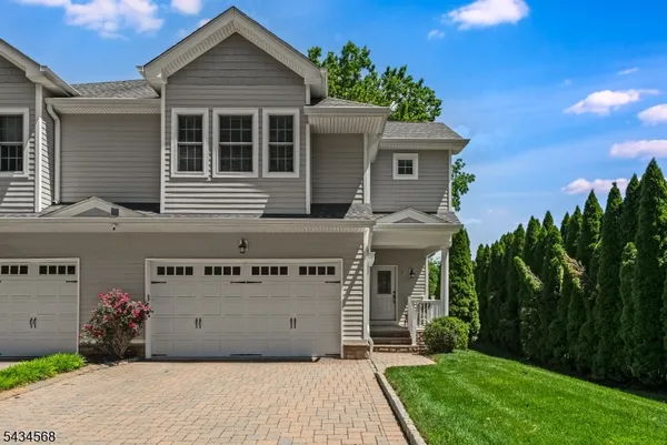$1,198,000 | 8 West Court, Westfield, NJ 07090