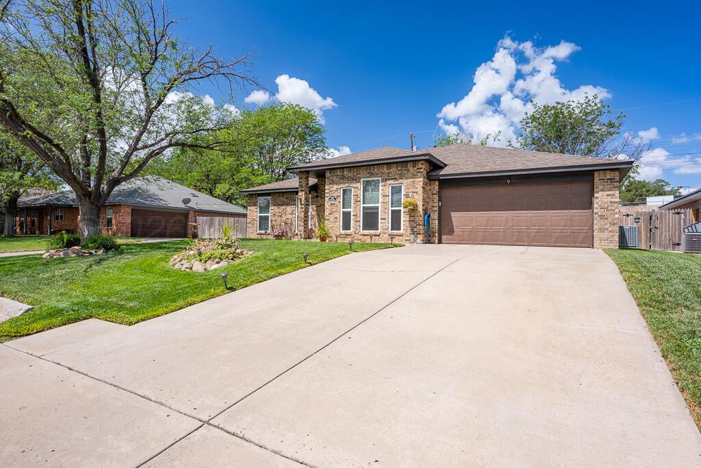 6702 Rio Lobo Street Amarillo, TX 79110 - Photo 2 of 25 DSC_7976
