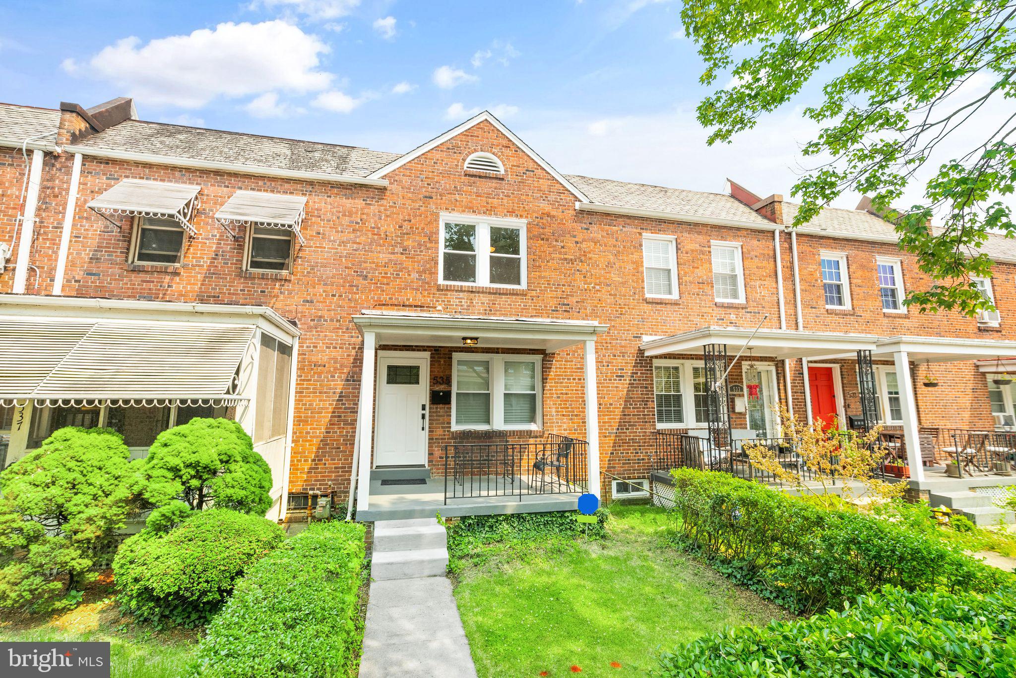 535 25th Place Northeast Washington, DC 20002 - Photo 2 of 39