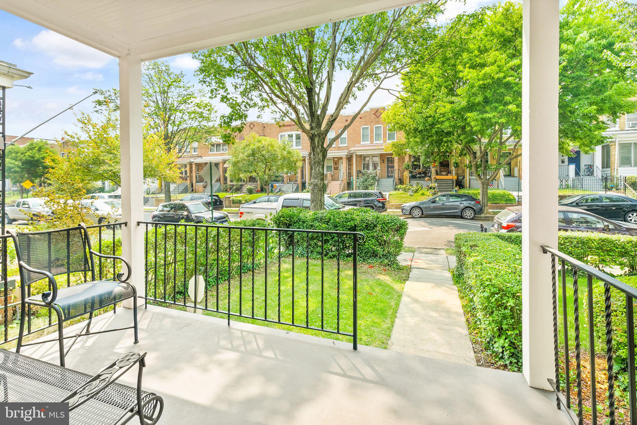 535 25th Place Northeast Washington, DC 20002 - Photo 4 of 39