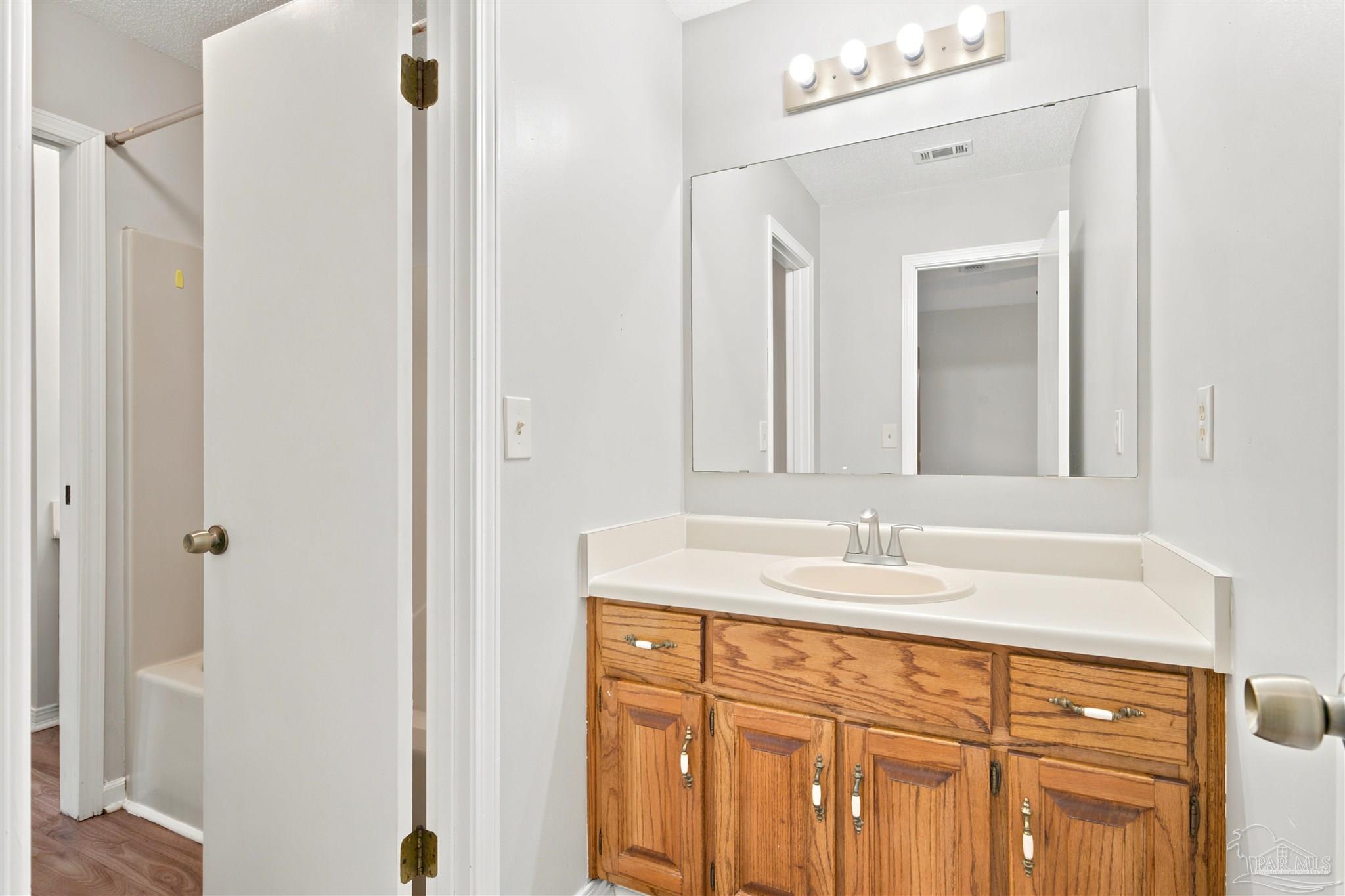 6813 Cedar Ridge Drive Pensacola, FL 32526 - Photo 24 of 34