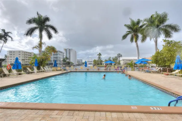 $209,000 | 3233 Northeast 34th Street, Unit 520, Fort Lauderdale, FL 33308