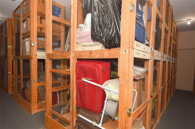 $209,000 | 3233 Northeast 34th Street, Unit 520, Fort Lauderdale, FL 33308