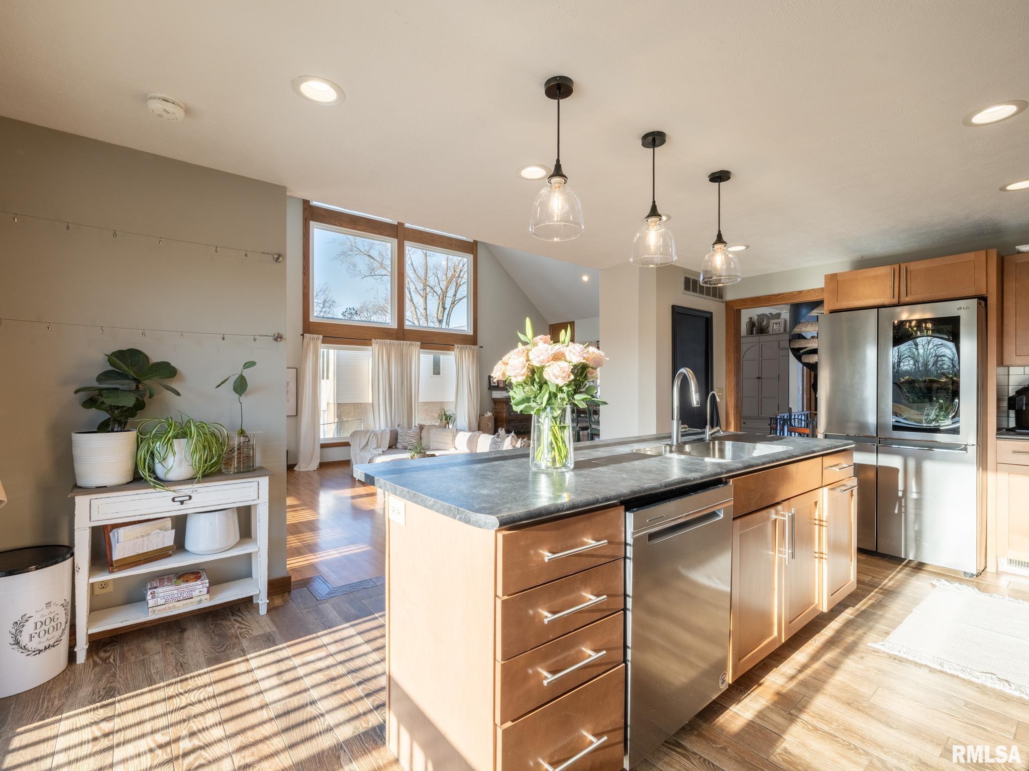 4314 West Middle Road Peoria, IL 61607 - Photo 22 of 83 Gallery Image 22