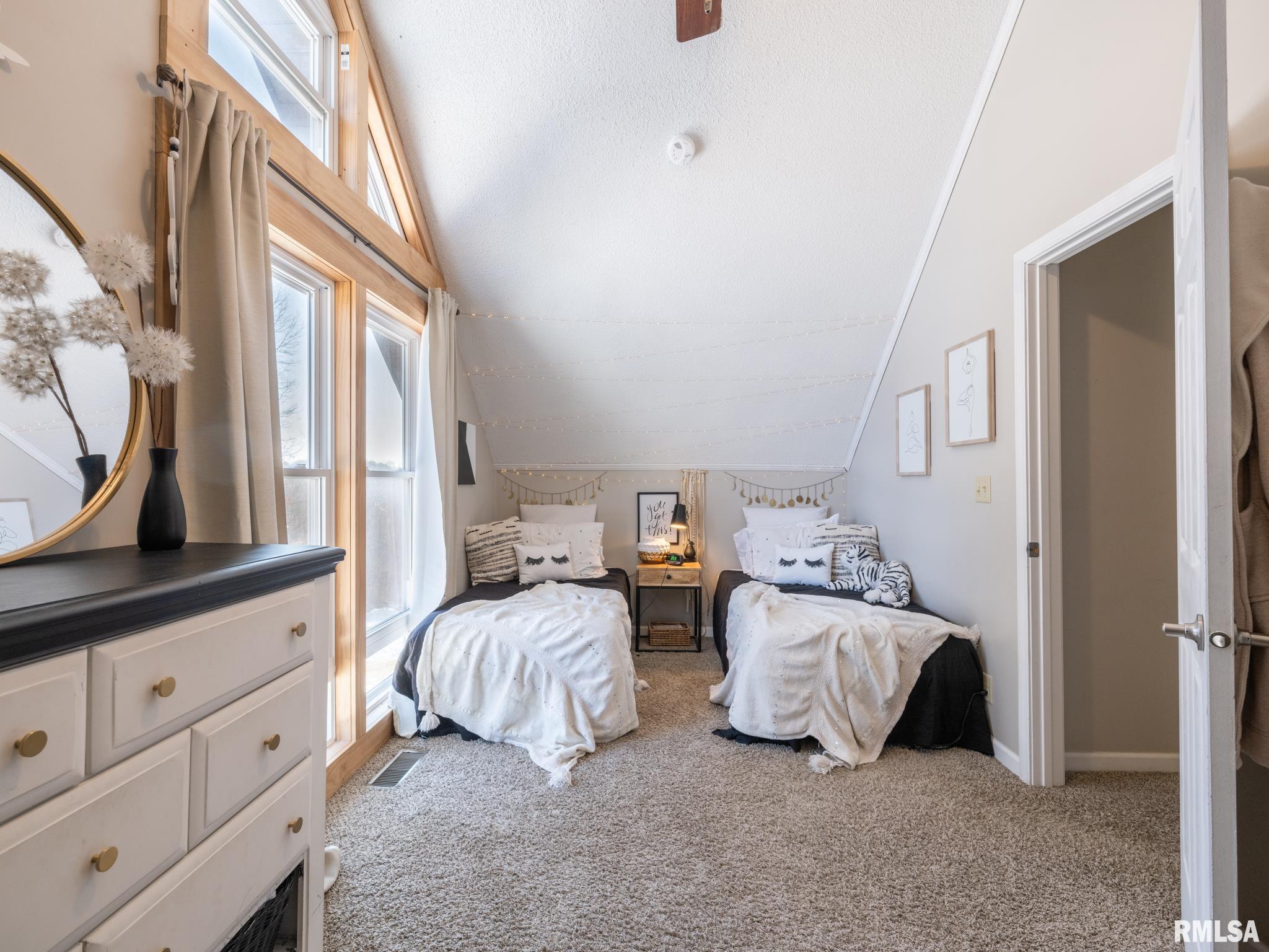 4314 West Middle Road Peoria, IL 61607 - Photo 43 of 83 Gallery Image 43