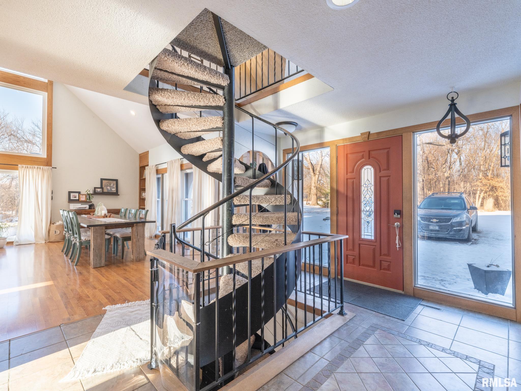 4314 West Middle Road Peoria, IL 61607 - Photo 5 of 83 Gallery Image 5