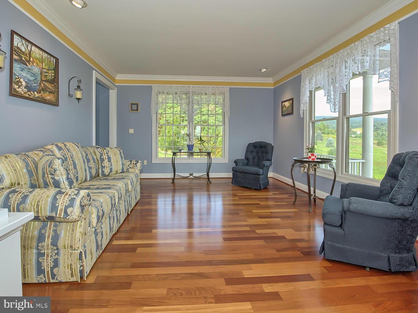 802 Mt Carmel Road Orrtanna, PA 17353 - Photo 3 of 30 Living Room