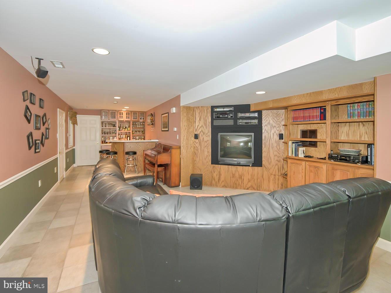 802 Mt Carmel Road Orrtanna, PA 17353 - Photo 21 of 30 Basement