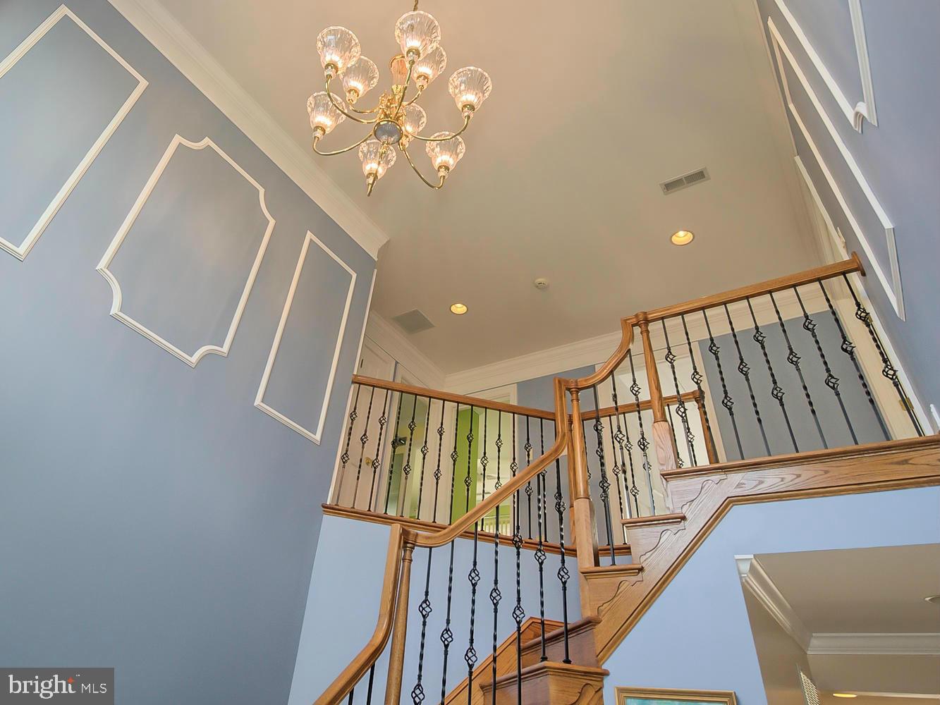 802 Mt Carmel Road Orrtanna, PA 17353 - Photo 10 of 30 2 story foyer