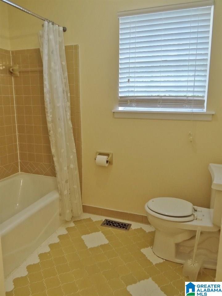 1321 Ridgewood Drive Moody, AL 35004 - Photo 20 of 41