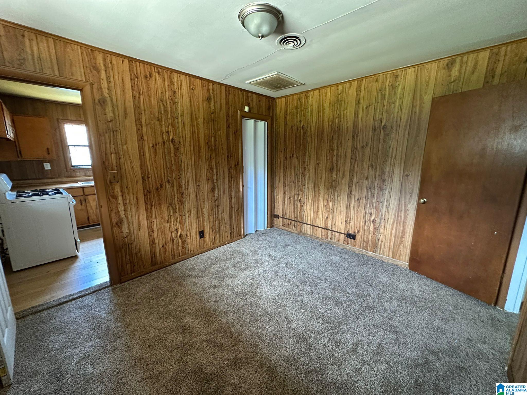 1205 31st Street Southwest Birmingham, AL 35211 - Photo 9 of 17