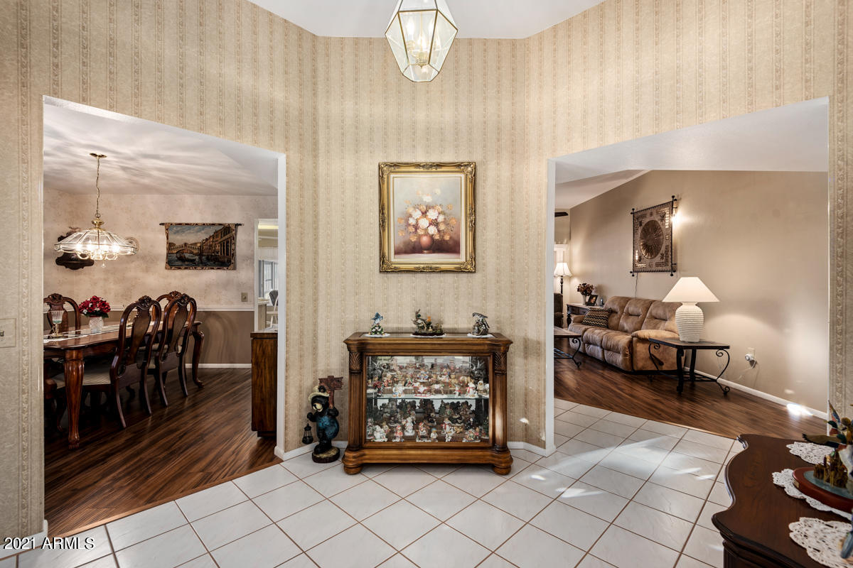 10830 West Hutton Drive Sun City, AZ 85351 - Photo 4 of 25 10830-West-Hutton-Drive-13