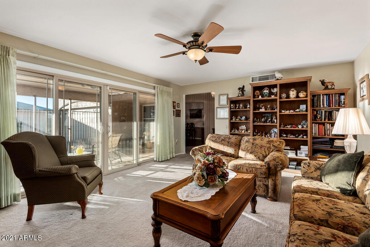 10830 West Hutton Drive Sun City, AZ 85351 - Photo 8 of 25 10830-West-Hutton-Drive-34