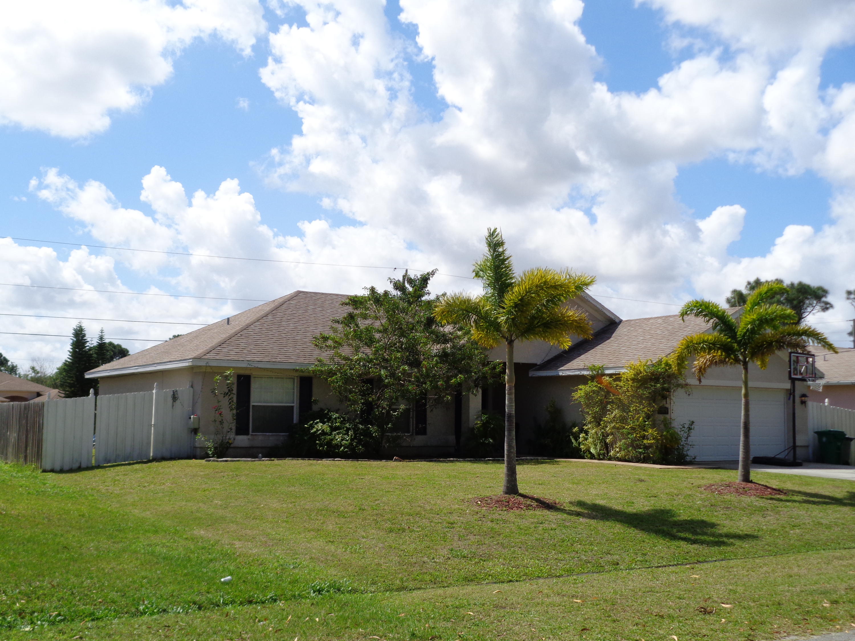 1656 Southwest Apricot Road Port St. Lucie, FL 34953 - Photo 3 of 17 1656 Apricot Road 004.JPG