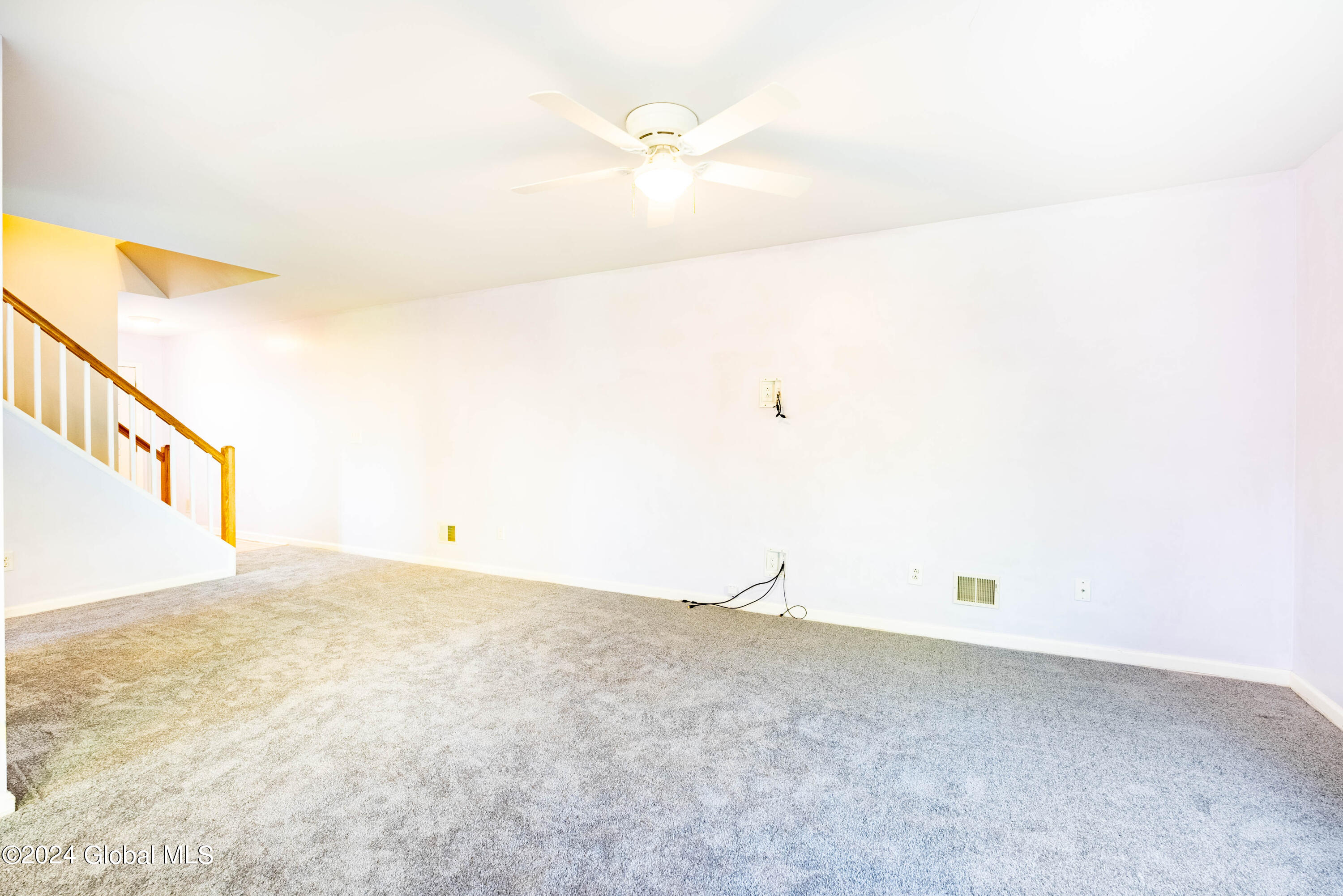 64 Harvard Road Colonie, NY 12189 - Photo 6 of 27 8