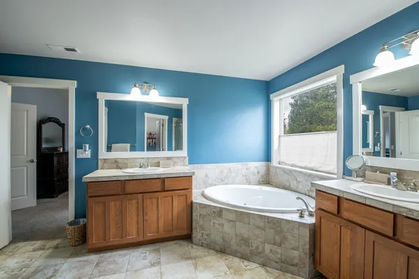 $675,000 | 8710 North Rosebury Lane, Spokane, WA 99208