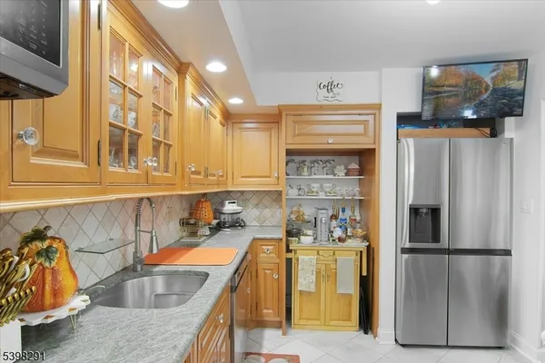 $699,000 | 14 Dorothea Terrace, Belleville, NJ 07109