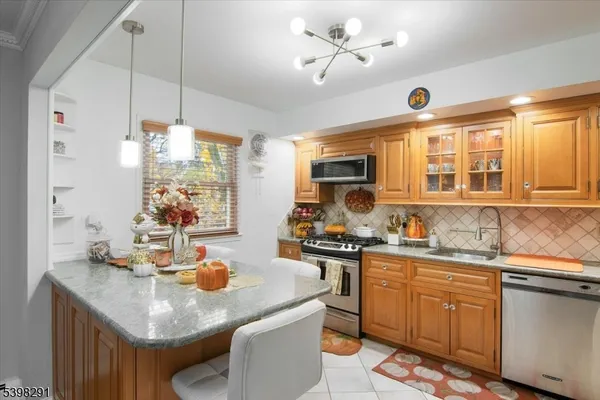 $699,000 | 14 Dorothea Terrace, Belleville, NJ 07109