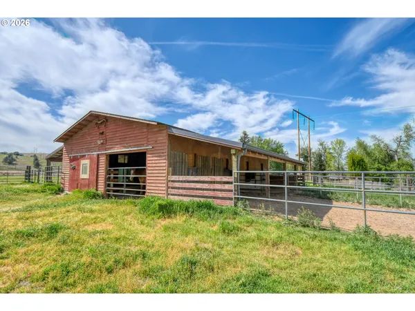 $699,000 | 42997 Haney Lane, Pendleton, OR 97801