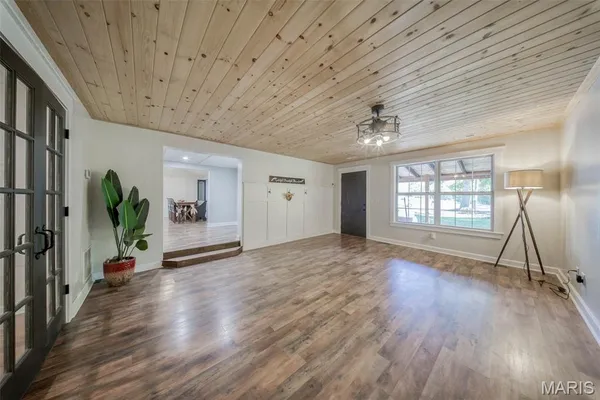 $324,900 | 14240 State Hwy T, Newburg, MO 65550