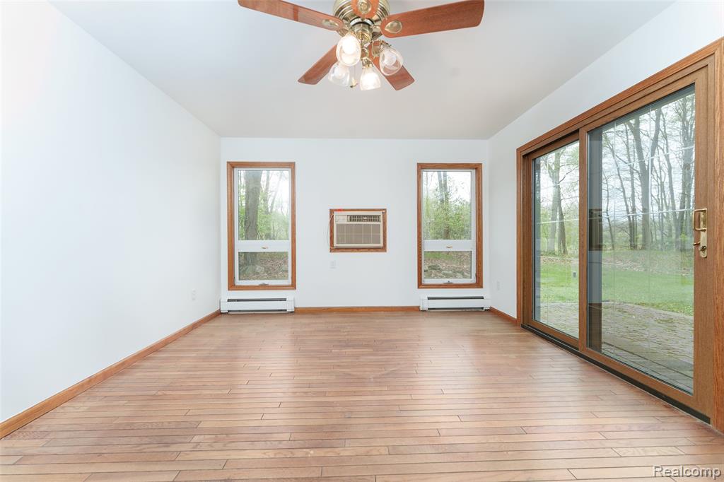 9800 Roberts Road Gregory, MI 48137 - Photo 13 of 67