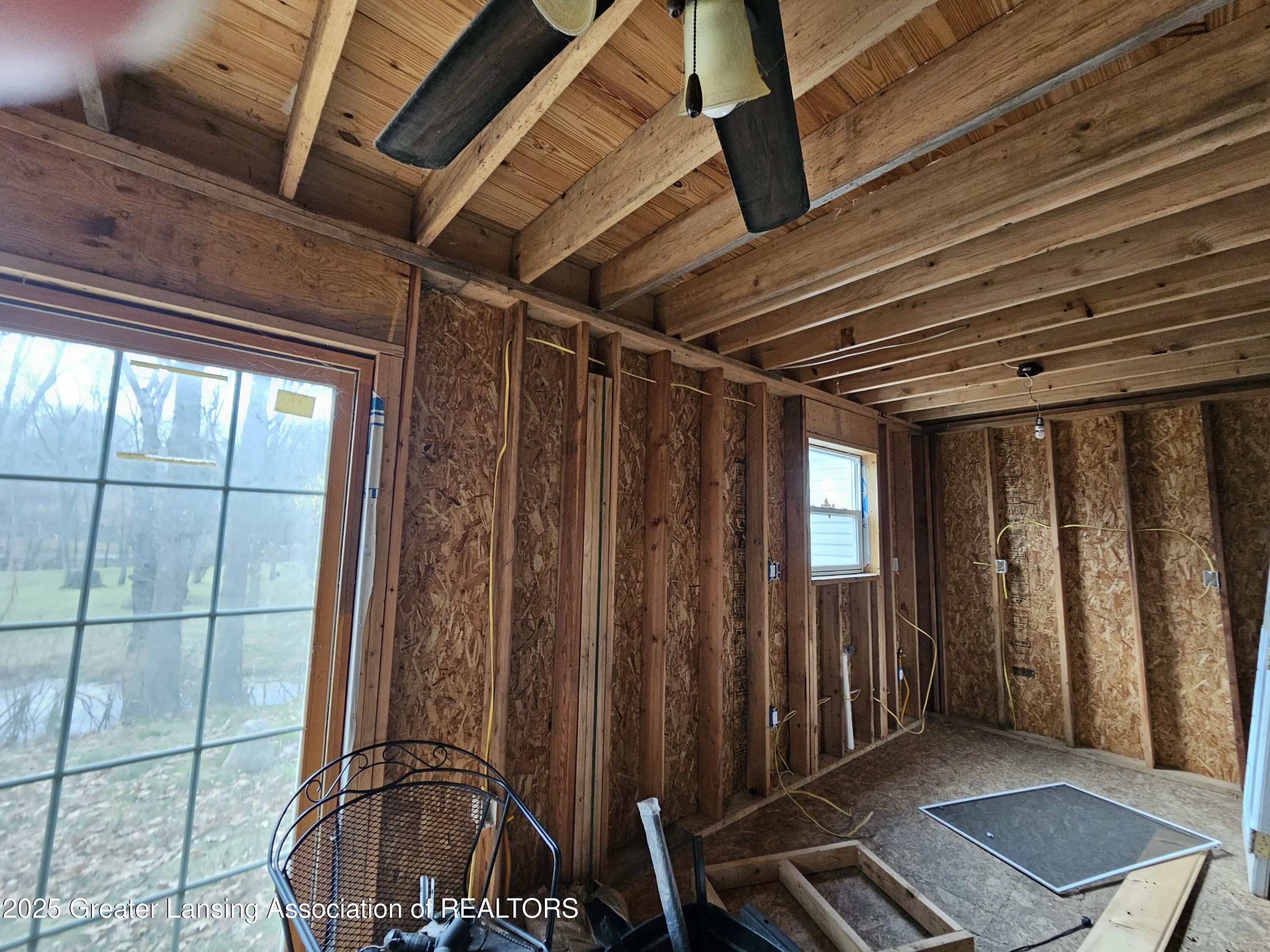 6720 Yerge Road Portland, MI 48875 - Photo 14 of 62 20241118_140131