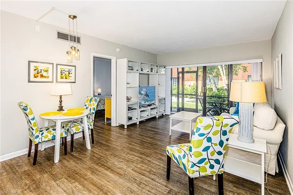 $405,000 | 20 Greenbrier Street, Unit 3105, Marco Island, FL 34145