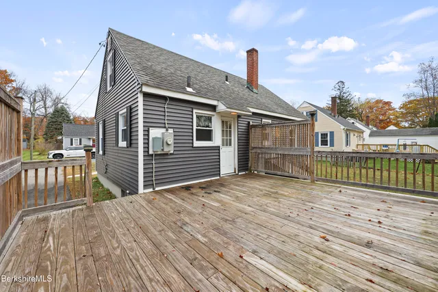 a porch with view of outdoor space