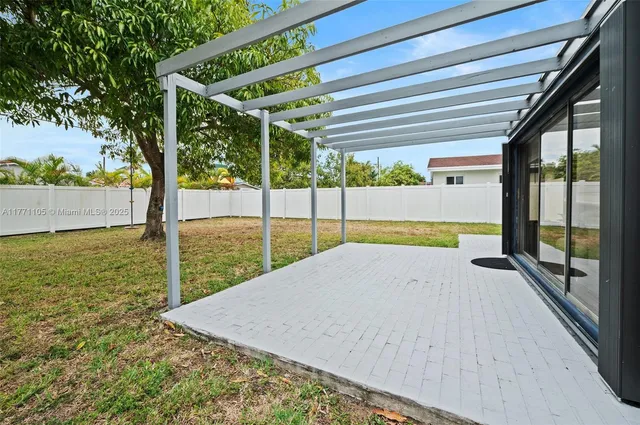 a house view with a outdoor space