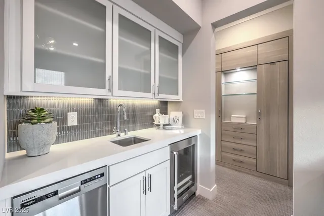 $4,200 | 2542 Strathmill Avenue, Henderson, NV 89044