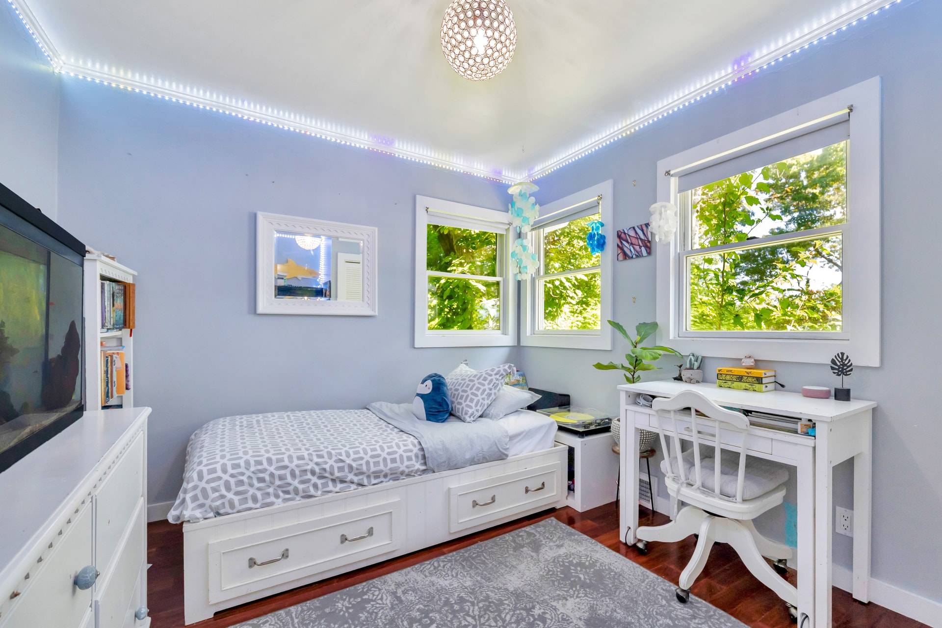 16 Oak Road Sag Harbor, NY 11963 - Photo 17 of 29 Gallery Image 17