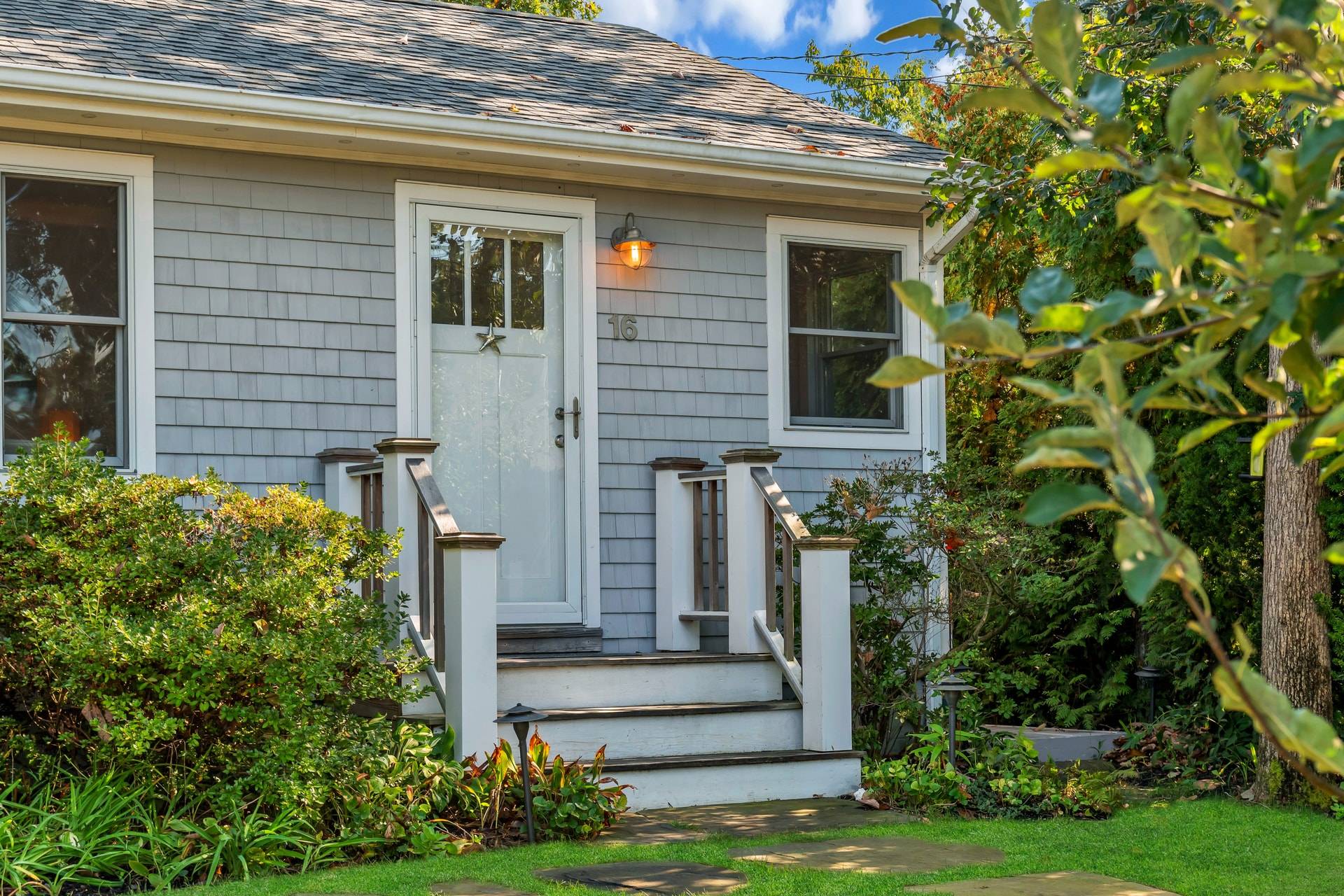 16 Oak Road Sag Harbor, NY 11963 - Photo 25 of 29 Gallery Image 25