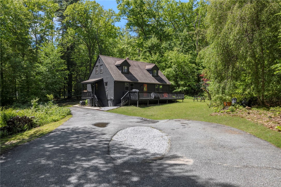 7 Spruce Ridge Drive Glocester, RI 02814 - Photo 5 of 46