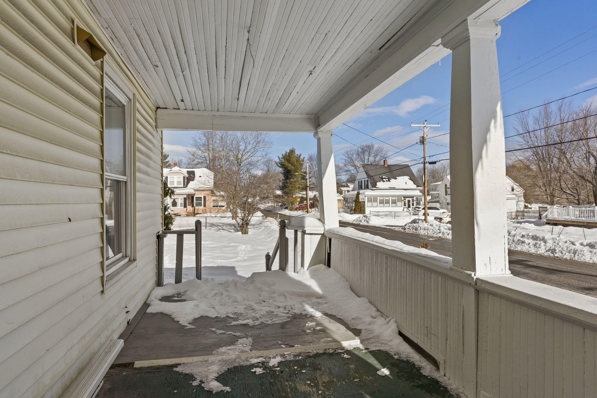 89 Rideout Avenue Lewiston, ME 04240 - Photo 7 of 19 25-web-or-mls-DSC06197