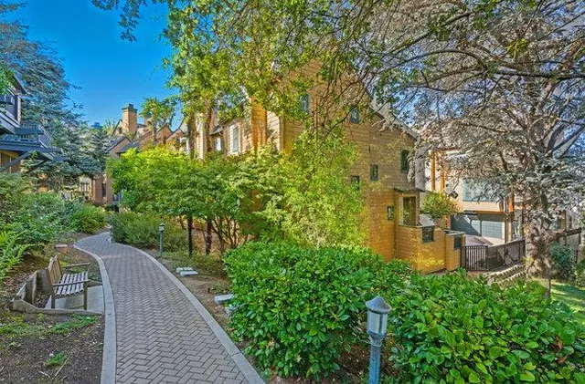 $2,088,000 | 19 Loma Vista Lane, Belmont, CA 94002