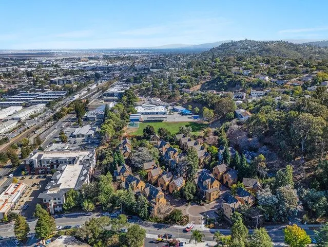 $2,088,000 | 19 Loma Vista Lane, Belmont, CA 94002