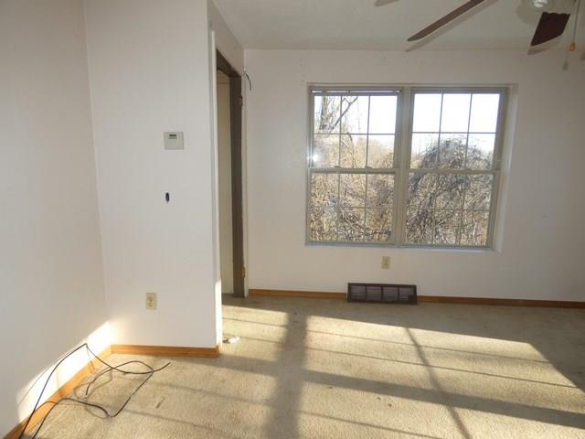 844 Hamil Road Verona, PA 15147 - Photo 13 of 16 Gallery Image 13