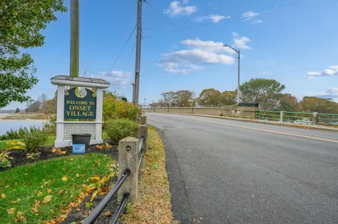 $199,000 | 218 Onset Avenue, Onset, MA 02558