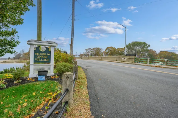 $199,000 | 218 Onset Avenue, Onset, MA 02558